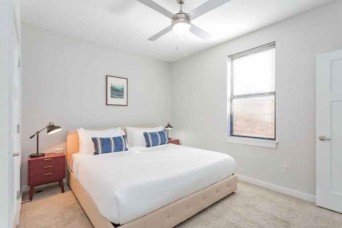 דירה נאשוויל Two Cozysuites Classy Music Row Condos W Parking ארצות הברית